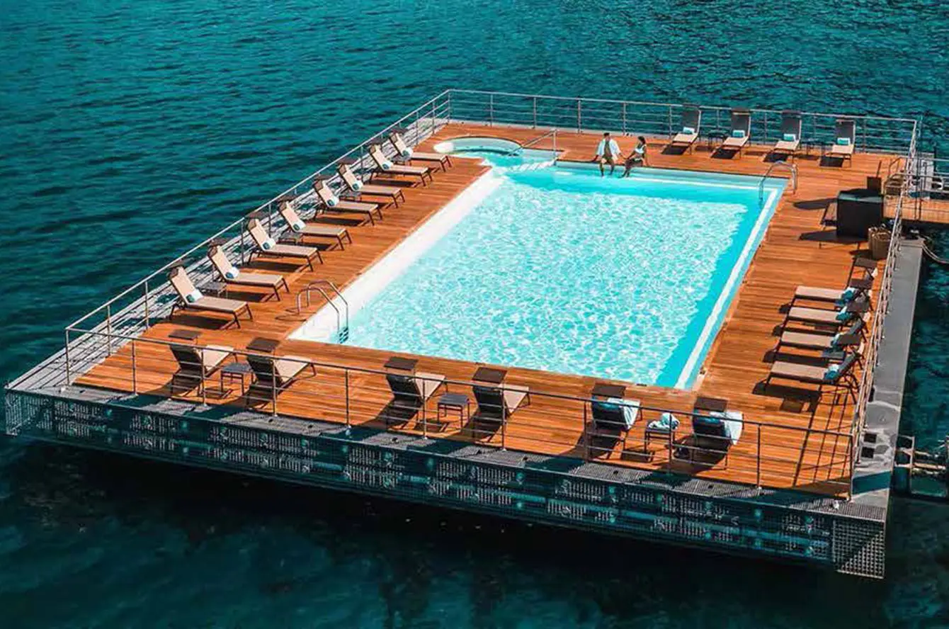 Unique seawater pool zone near the promenade