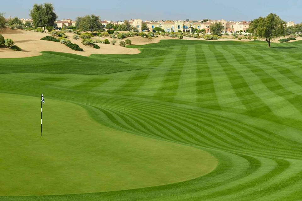 Surrounded by ready infrastructure of Dubai Sports City