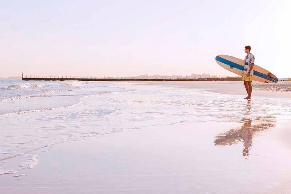 Spectacular natural surroundings: Private beach and mangrove forests